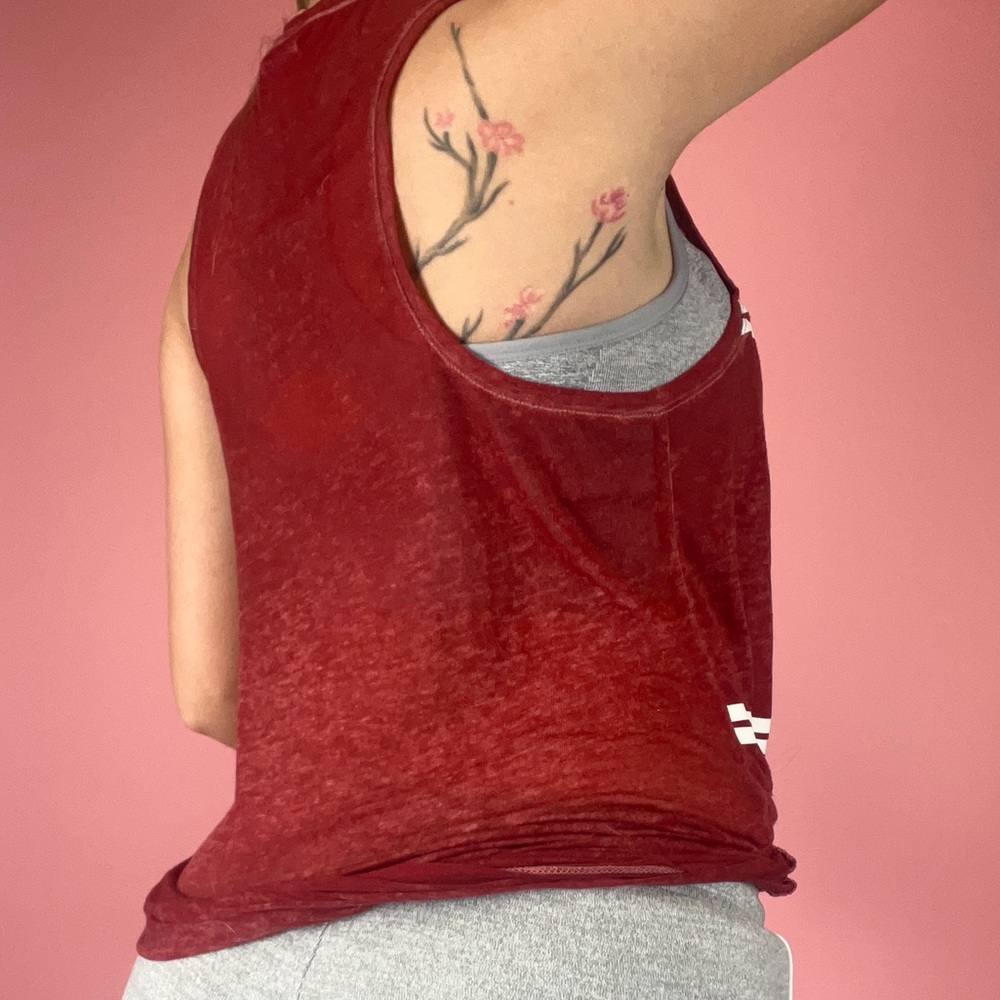 ❌SOLD❌ PINK Victoria’s Secret Gym & Tonic Tank Top - Picture 5 of 6